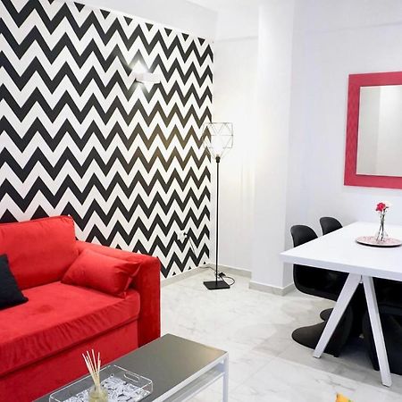 Cozy Apartment In The Center Of アテネ エクステリア 写真