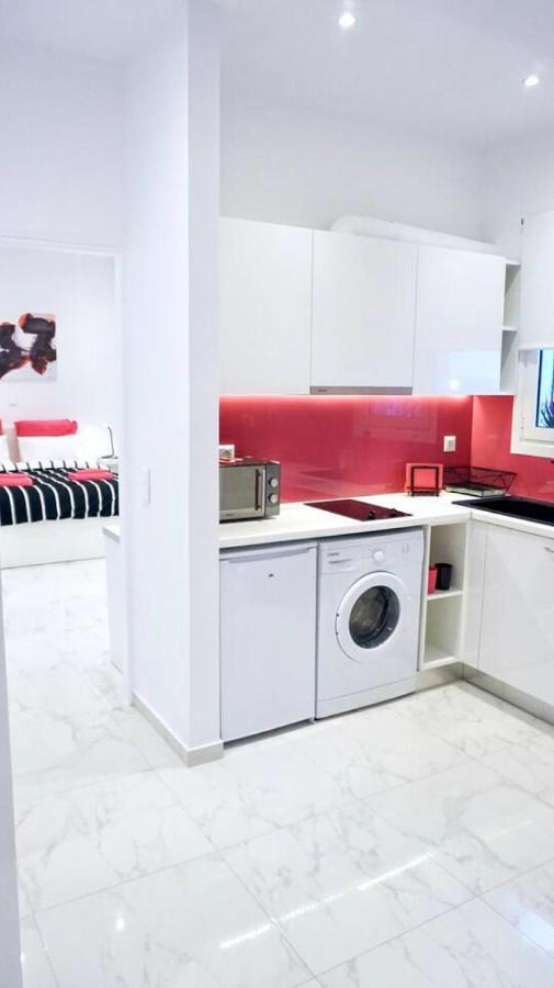Cozy Apartment In The Center Of アテネ エクステリア 写真
